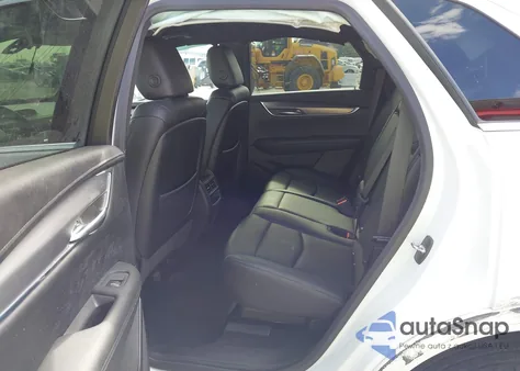 2022 Cadillac Xt5 Fwd Luxury z USA, uszkodzony, nr VIN 1GYKNAR47NZ137813